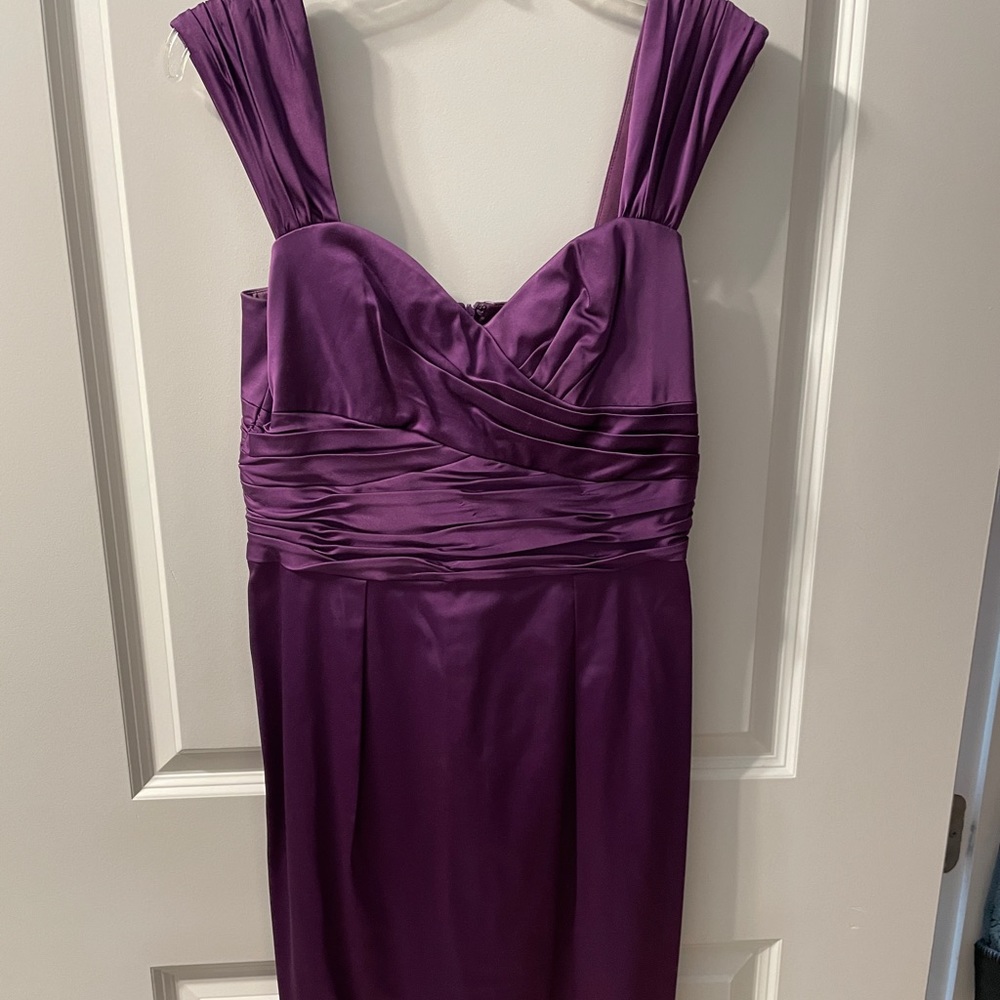 Gorgeous purple cocktail dress!